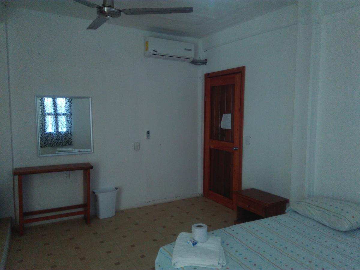Hotel Neptuno Zipolite Kültér fotó